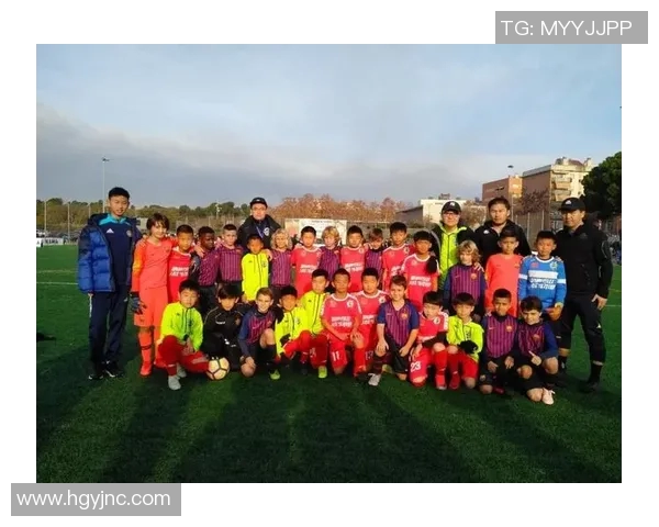 广州足球队比赛经验深度对比分析及其对未来发展的影响探讨